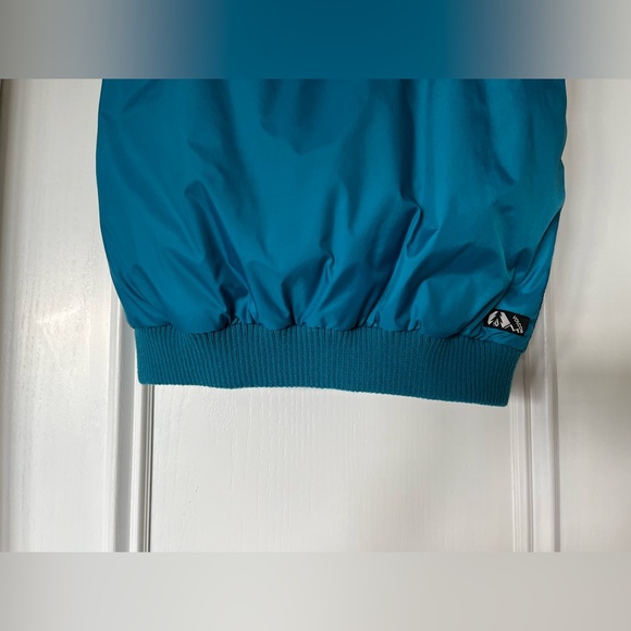 Volcom Stone Cloud Youth Size Medium Puffer Puffy Vest Kids Retro Look - Picture 8 of 12